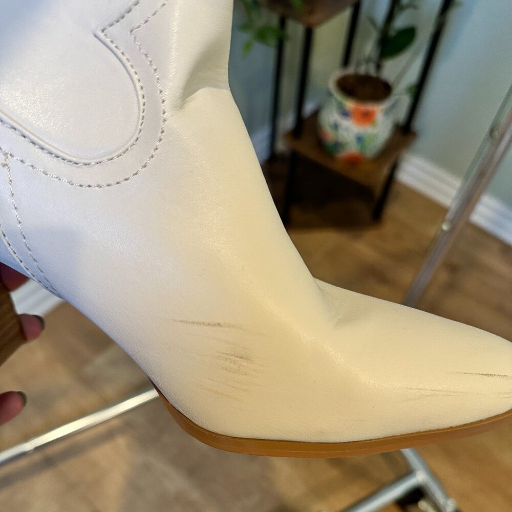 Billini Retta Boots - Picture 3 of 5